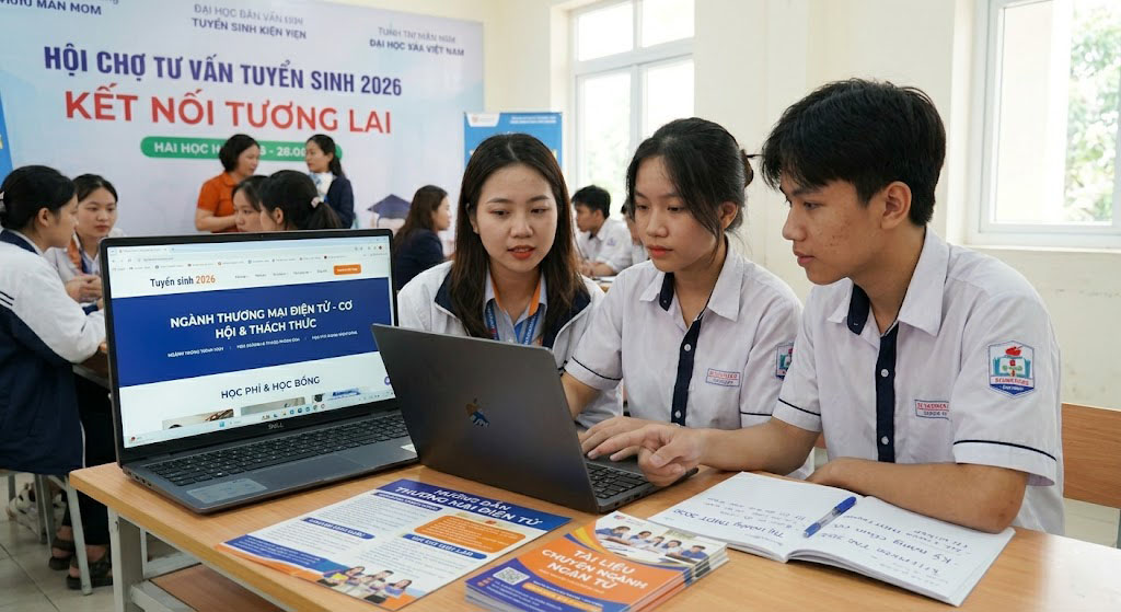 Học Cao đẳng Thương mại điện tử ở đâu? Cách chọn trường phù hợp năm 2026