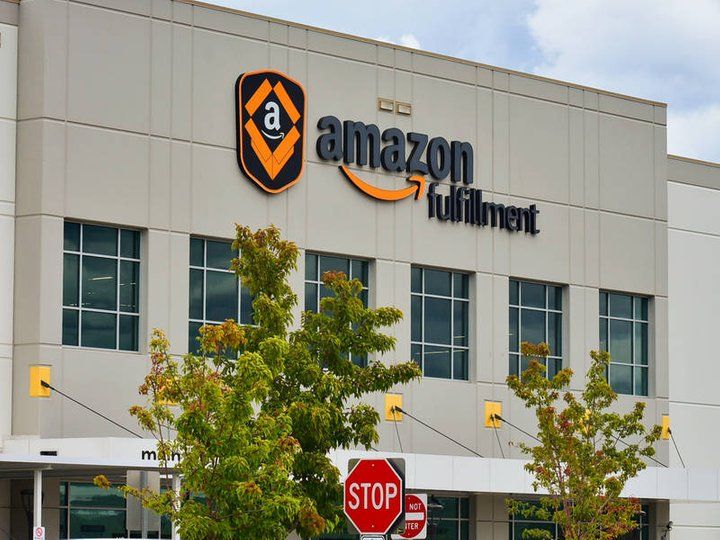 Amazon là gì? Vì sao ai cũng nhắc tới Amazon?