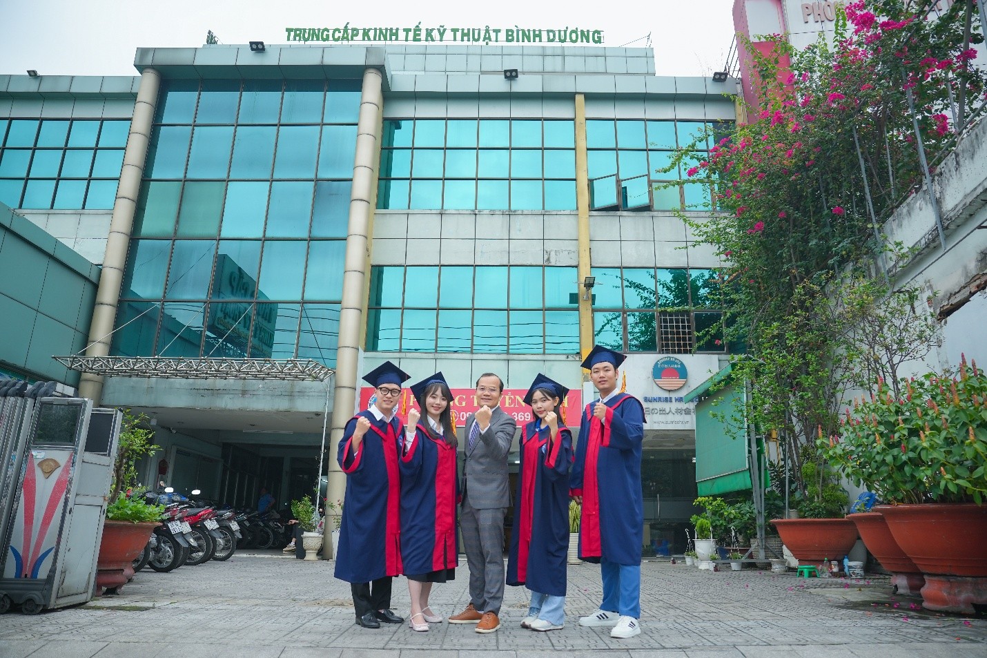 Hệ đào tạo 9+ là gì?