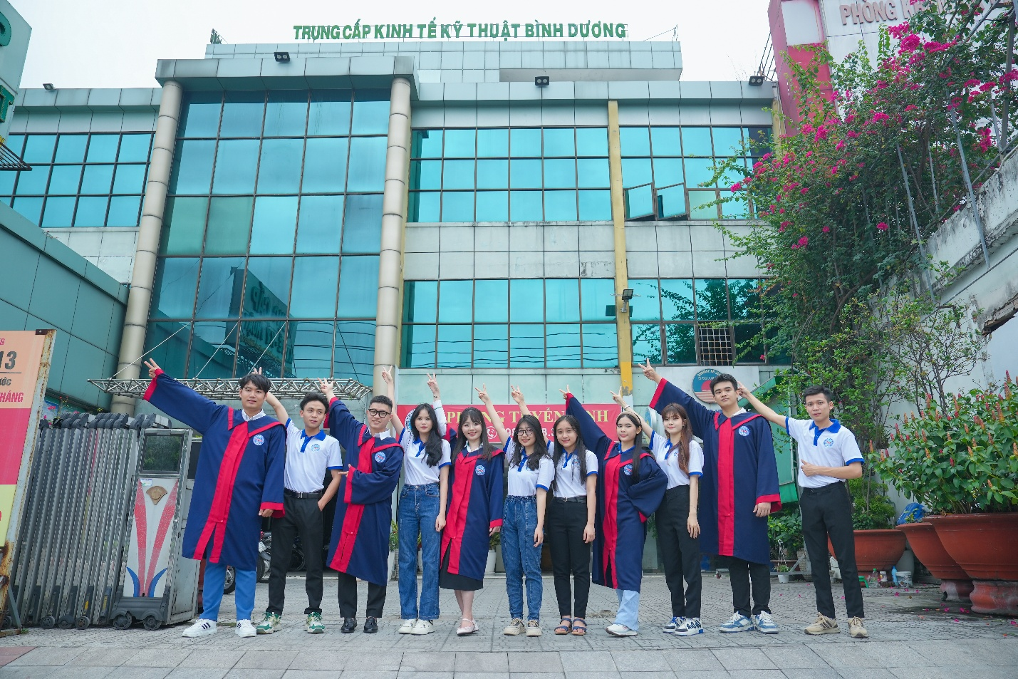 Trung cấp kế toán doanh nghiệp – Cơ hội nghề nghiệp rộng mở cho người mới bắt đầu
